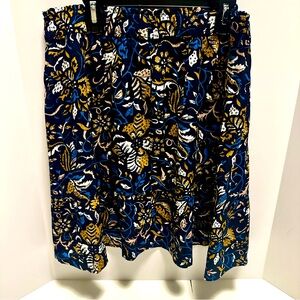 Loft Outlet Flowy floral skirt size M